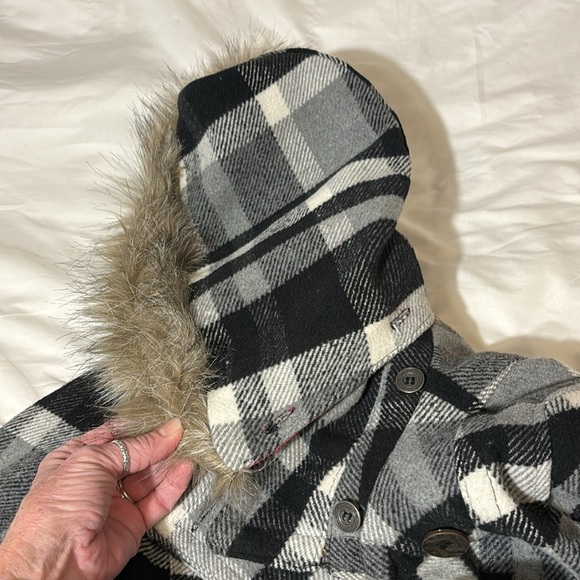 Pea Coat Black & White with Detachable Hood - Picture 3 of 12